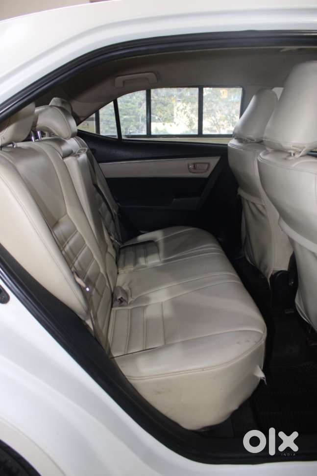 Toyota Corolla Altis [ ] 1.8 J, 2016, Petrol