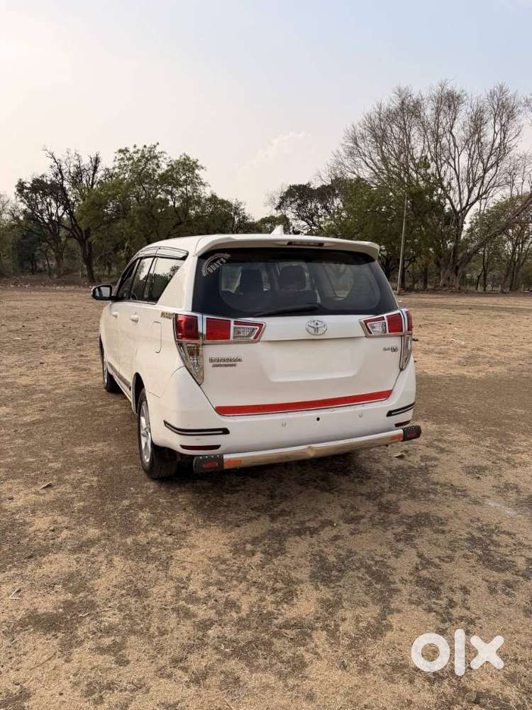 Toyota Innova Crysta 2.4 V, 2017, Diesel