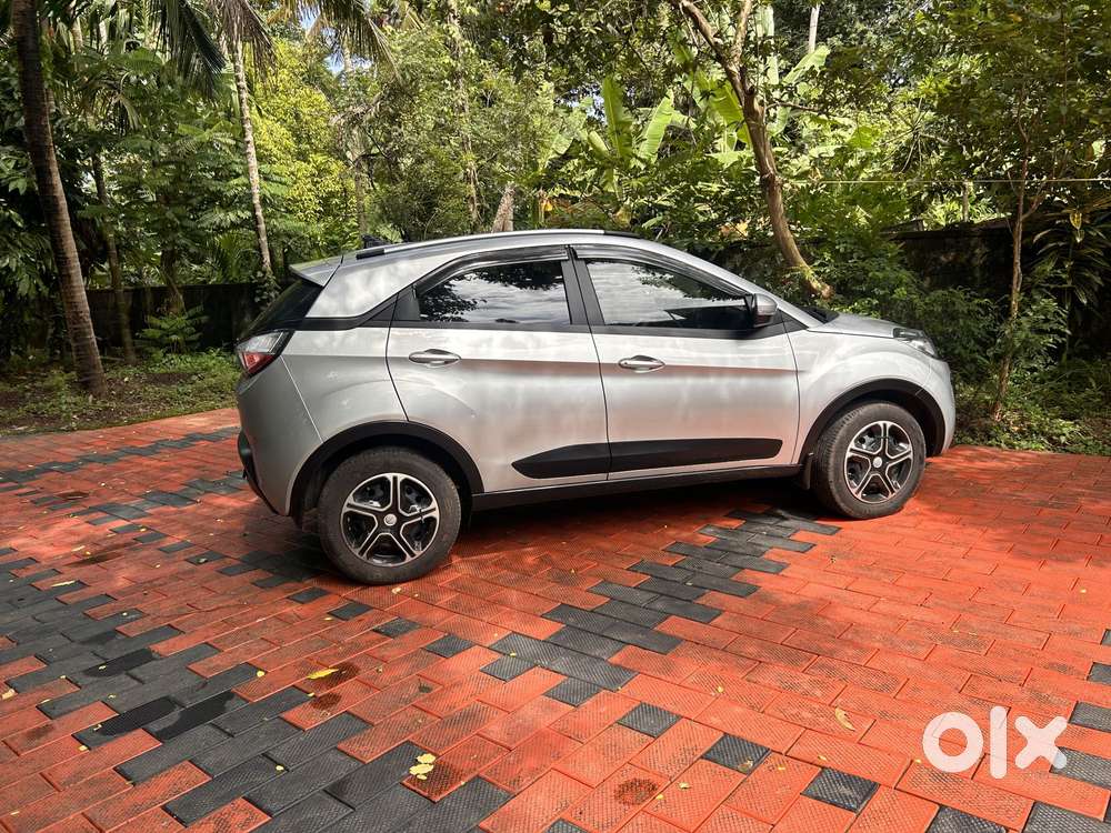 Tata Nexon Kraz Diesel, 2017, Diesel