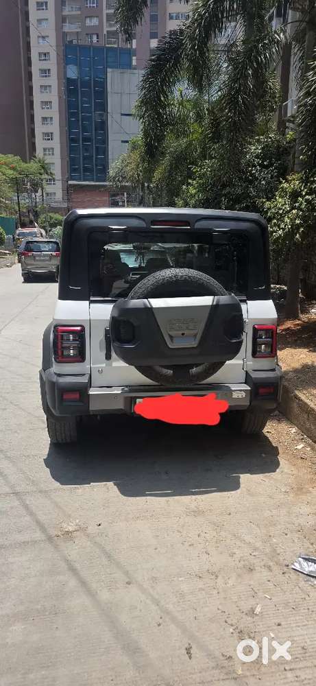 Thar Roxx White