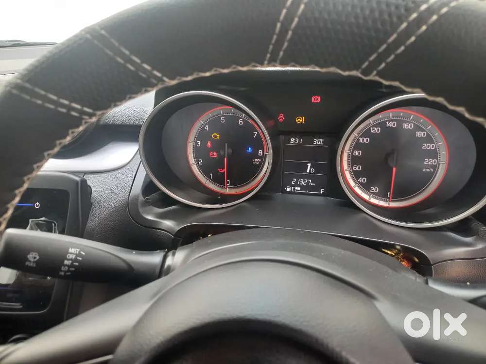 Maruti Swift Nov 2022, Vxi Petrol, Automatic, Less Used , Blue