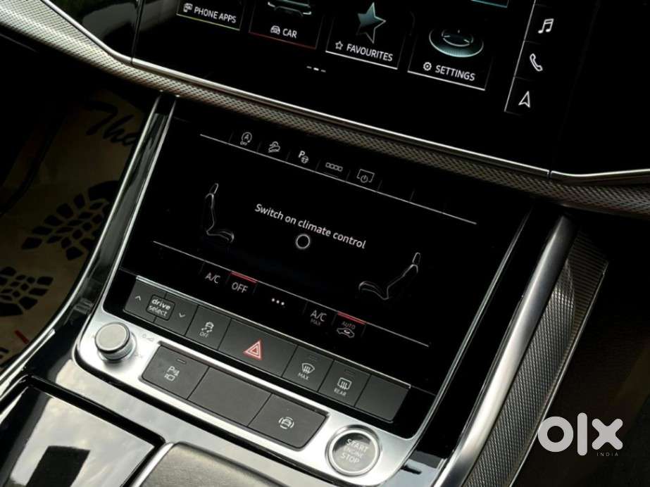 Audi Q8 3.0 Celebration Edition, 2022, Petrol