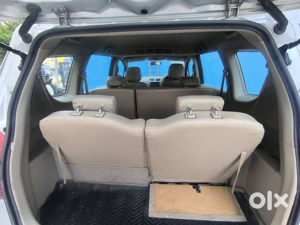 Maruti Suzuki Ertiga Zxi Plus Petrol, 2017, Petrol