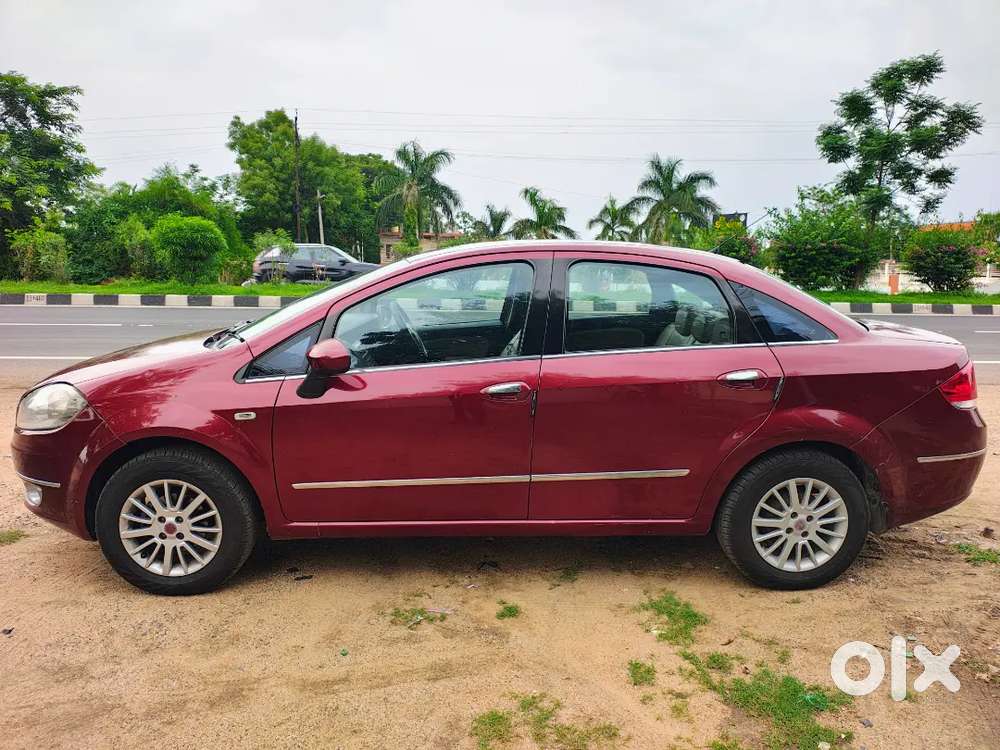 Fiat Linea Emotion Pack 1.4 Top Model  New Condition