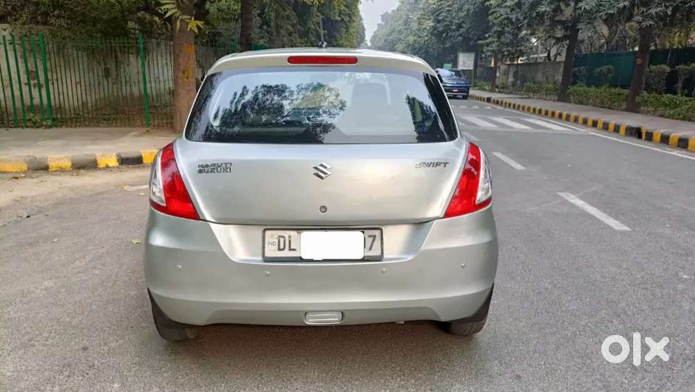 Swift Lxi Optional 2017 , Petrol+cng