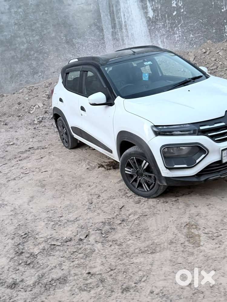 Renault Car Petrol 2023
