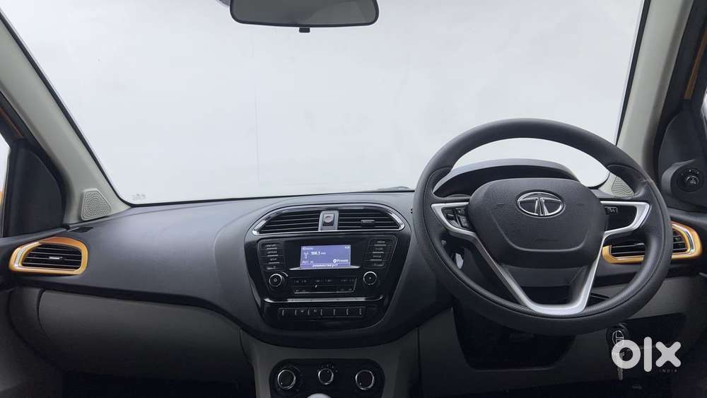 Tata Tiago Xza, 2017, Petrol