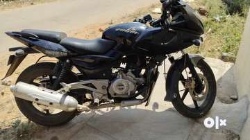 Pulsar discount 220 cc