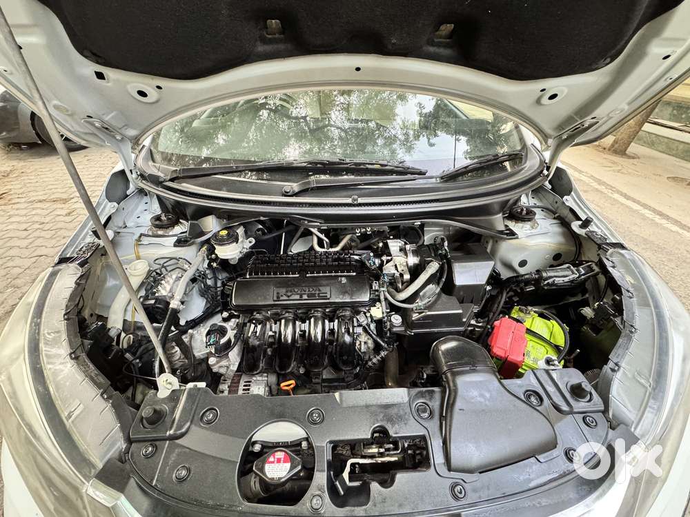 Honda Br-v Style Edition V Cvt, 2016, Petrol