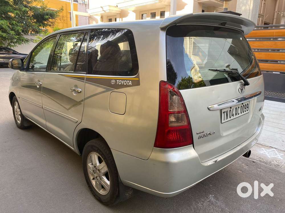 Toyota Innova 2.5 V 7 Str, 2006, Diesel