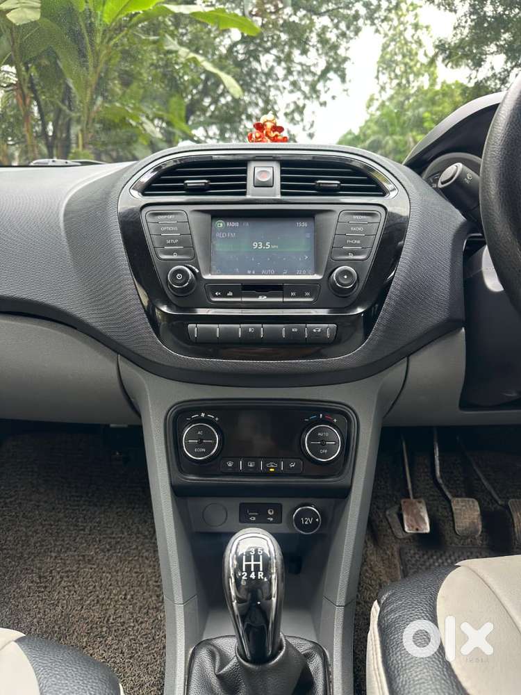 Tata Tigor 1.2 Revotron Xz Option, 2017, Petrol
