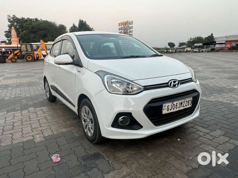 Hyundai Car 2015 Petrol Good Condition
