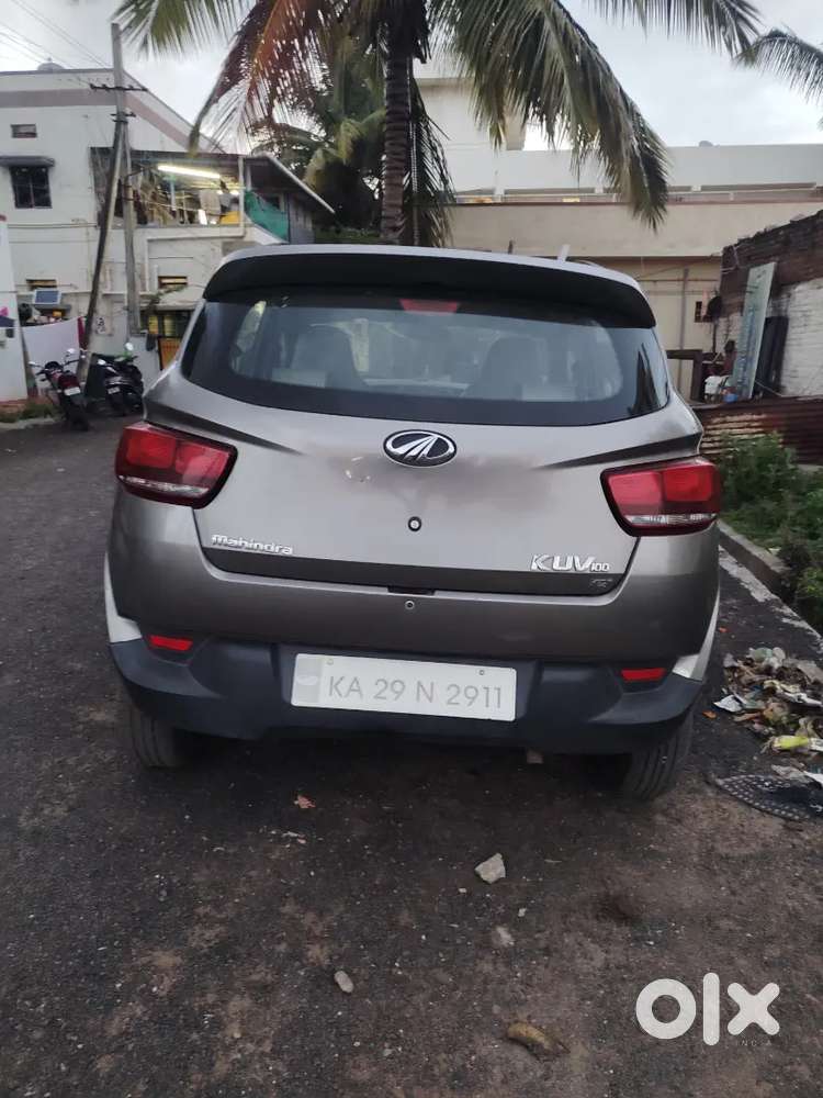 Mahindra Kuv 100 2017