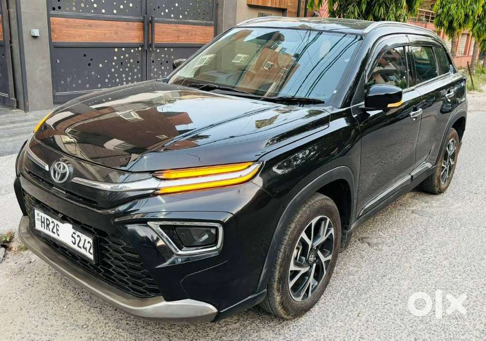 Toyota Urban Cruiser Hyryder 1.5 V Hybrid, 2025, Cng & Hybrids