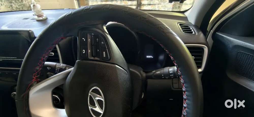 Hyundai Venue 2020 Diesel Well Maintained