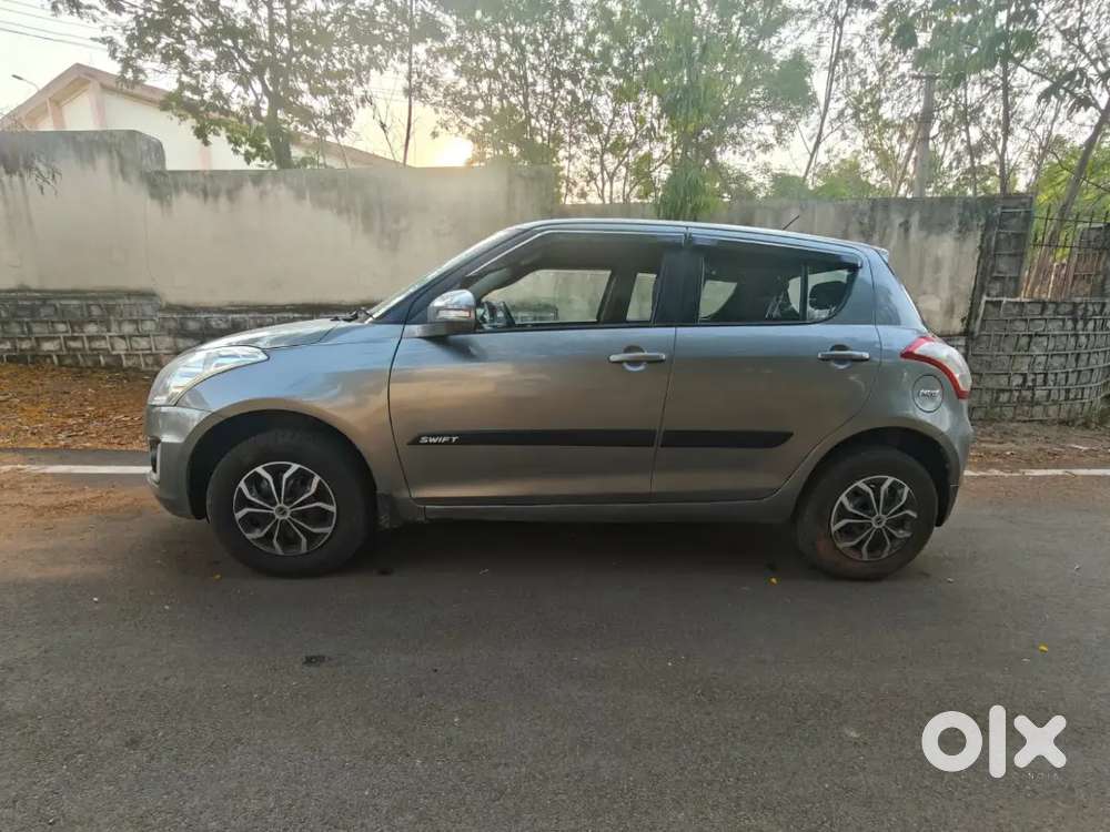 Maruti Suzuki Swift 2015 Petrol Well Maintained