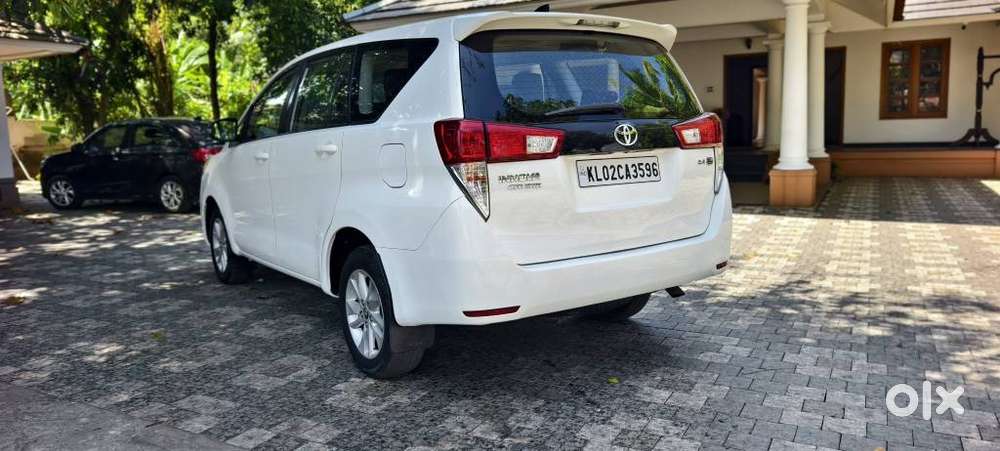 Toyota Innova Crysta 2.4 G Plus Mt 7 Str, 2018, Diesel