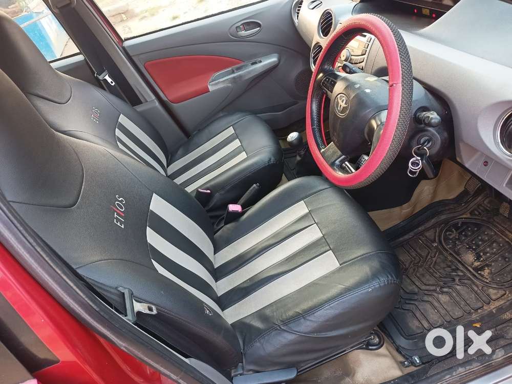 Toyota Etios Liva Vx Limited Edition, 2011, Petrol
