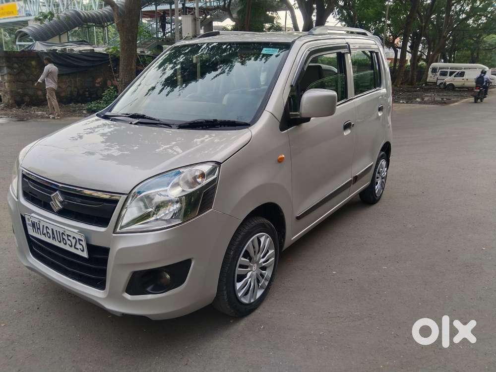 Maruti Suzuki Ertiga Vxi At Petrol, 2016, Petrol