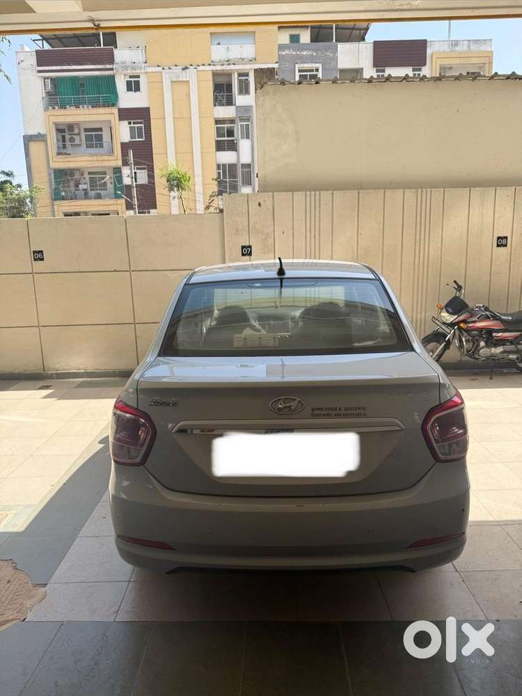 Hyundai Xcent 2016 Petrol Well Maintained