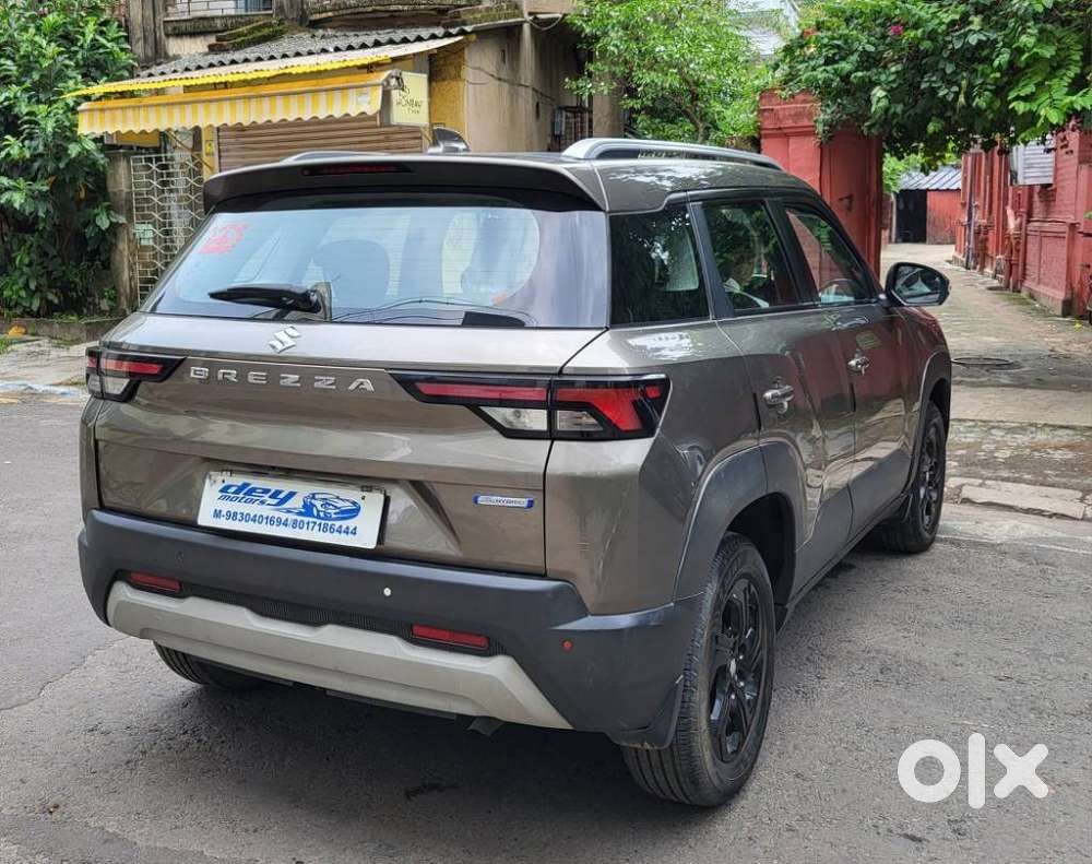 Maruti Suzuki Brezza Zxi Plus At, 2022, Petrol