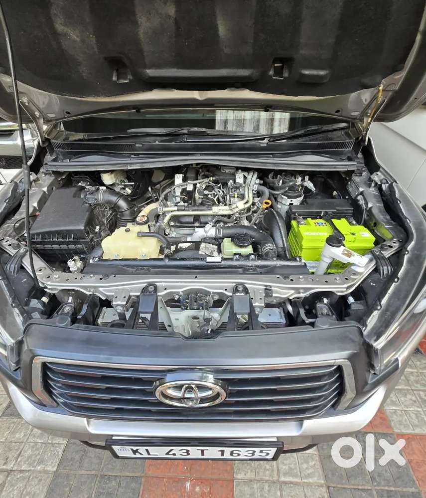 Toyota Innova Crysta 2018 Diesel Well Maintained