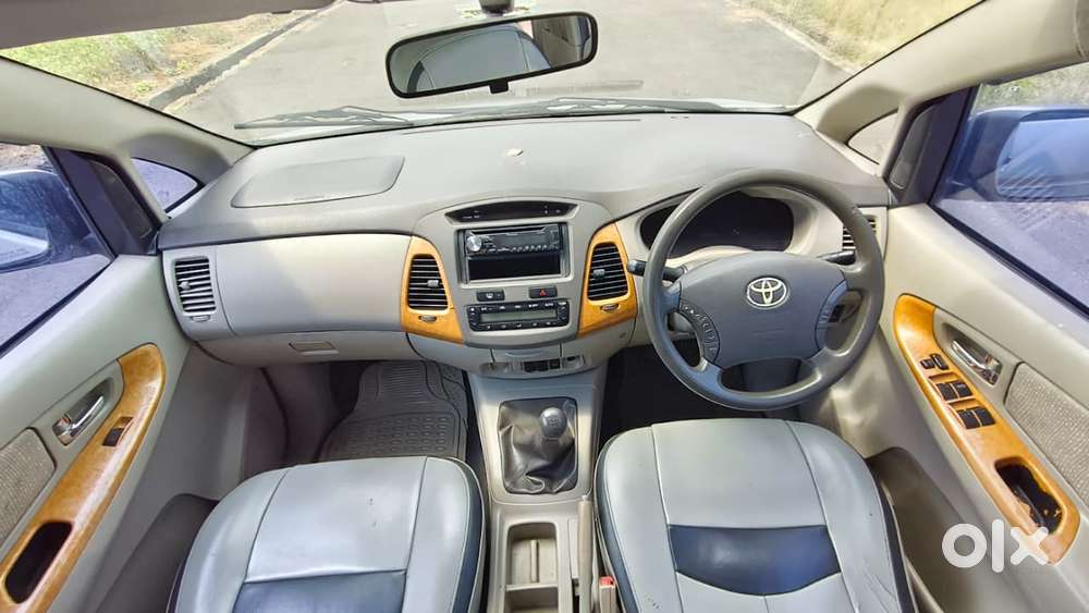 Toyota Innova 2.5 V 7 Str, 2009, Diesel
