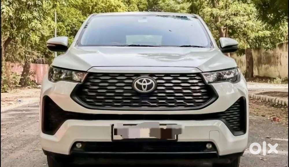 Toyota Innova Hycross Gx 2023 Petrol Wellmenten
