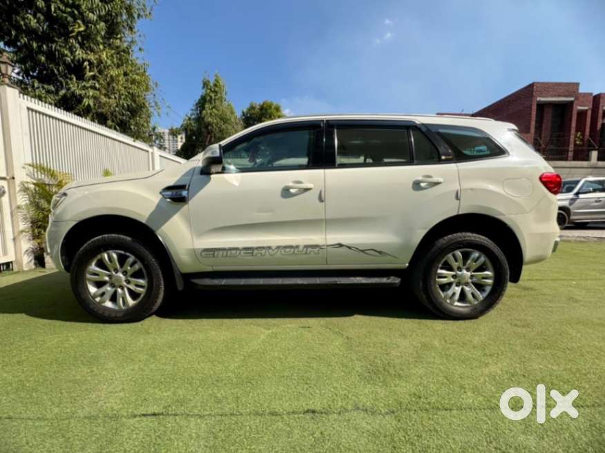 Ford Endeavour 2.2 Trend At 4x2, 2017, Diesel