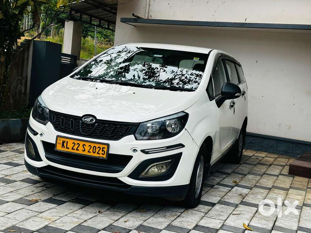Mahindra Marazzo 2023 Taxi