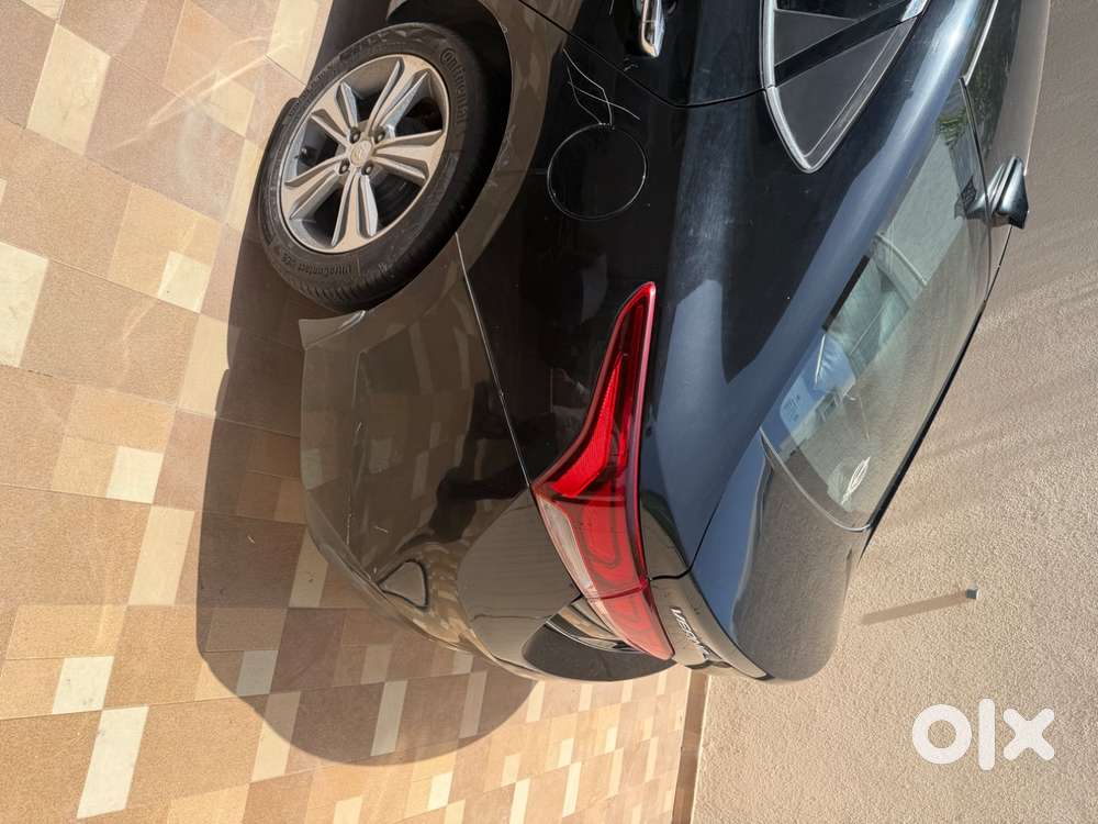 Verna 2019 Black Colour