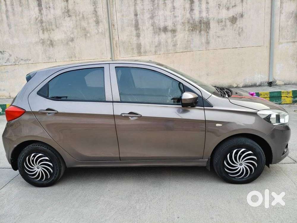 Tata Tiago 1.2 Revotron Xm, 2017, Petrol