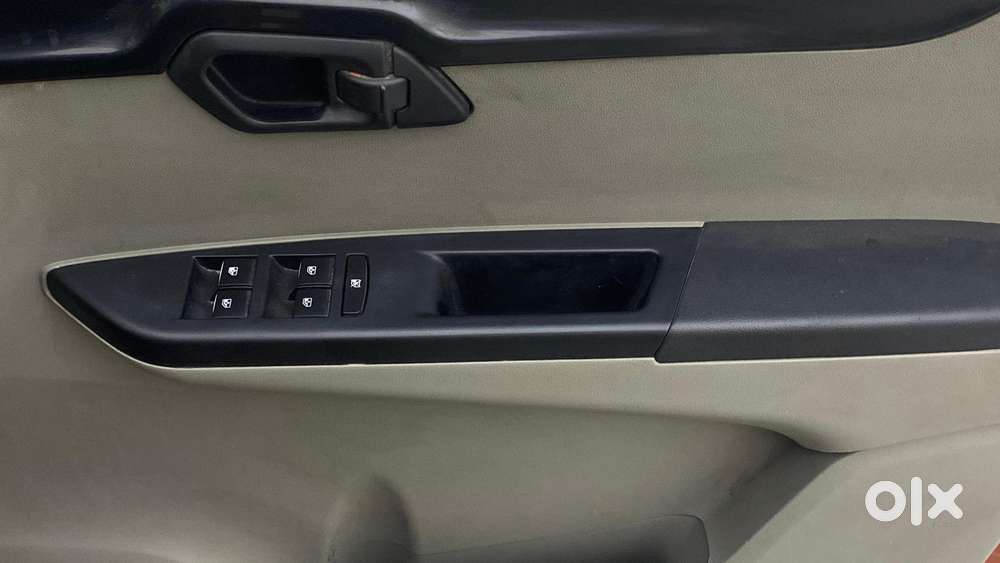 Mahindra Kuv 100 2016-2017 Mfalcon G80 K4, 2016, Petrol