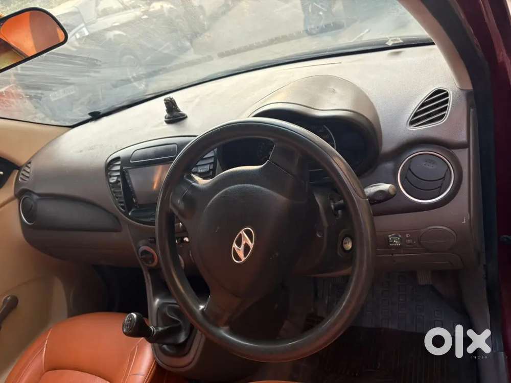 Hyundai I10 1.1 Era 2015 Petrol/cng On Paper Good Engine Good Ac