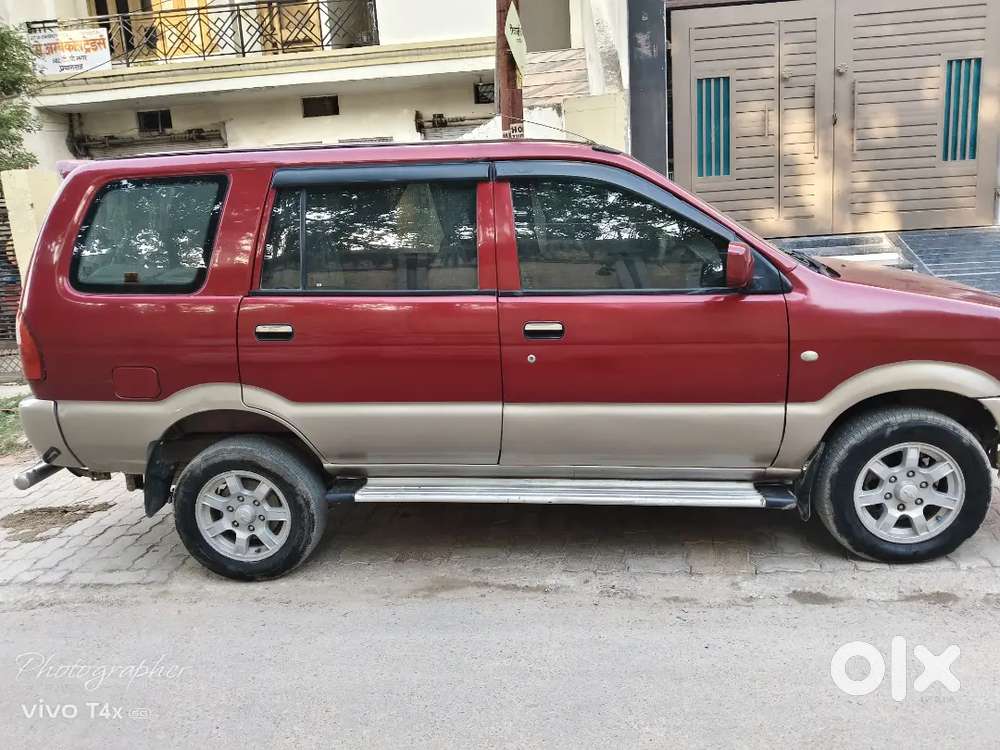Tavera 2014 Top Modal Very Well Condition Dual Ac