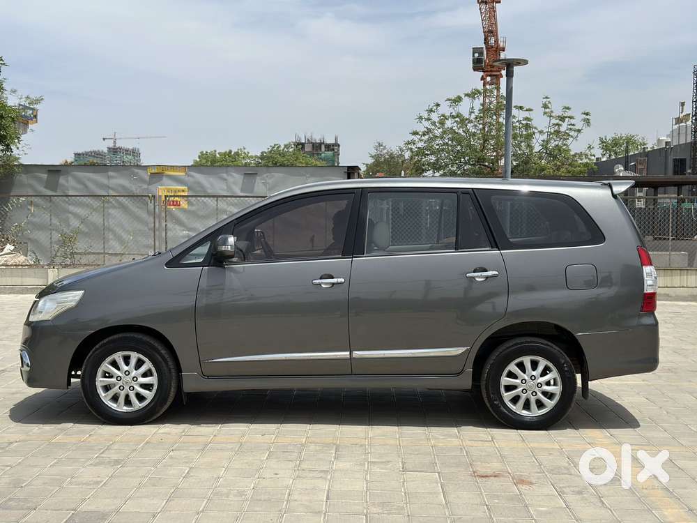 Toyota Innova 2.5 Vx 7 Str Bs-iii, 2012, Diesel