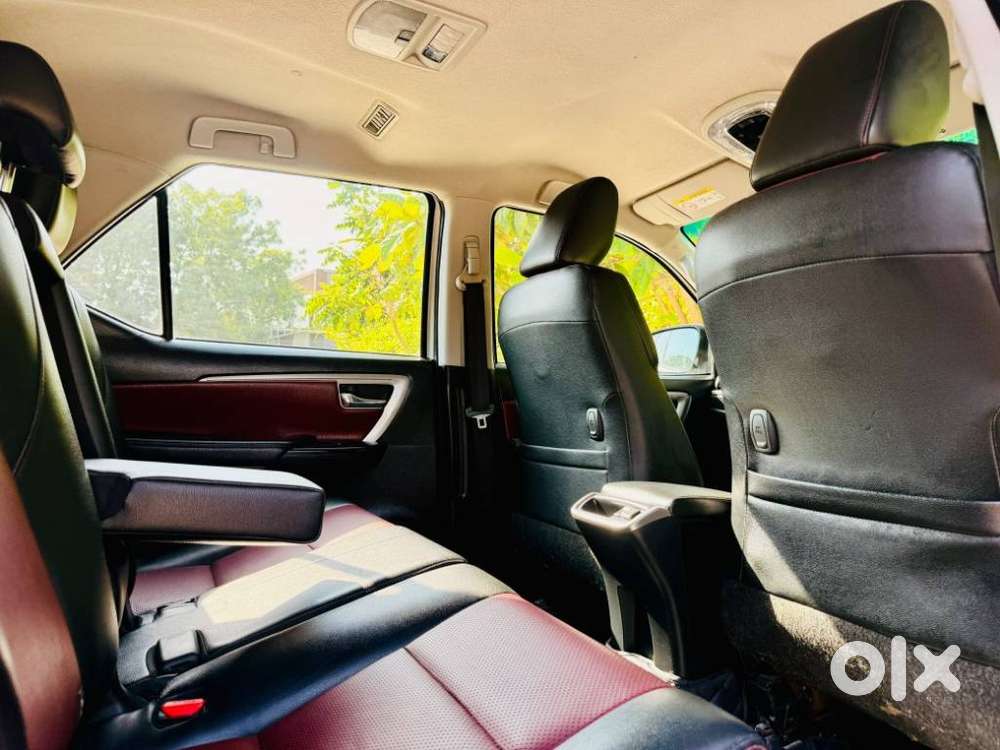 Toyota Fortuner Legender 4x2 At 2.8, 2022, Diesel