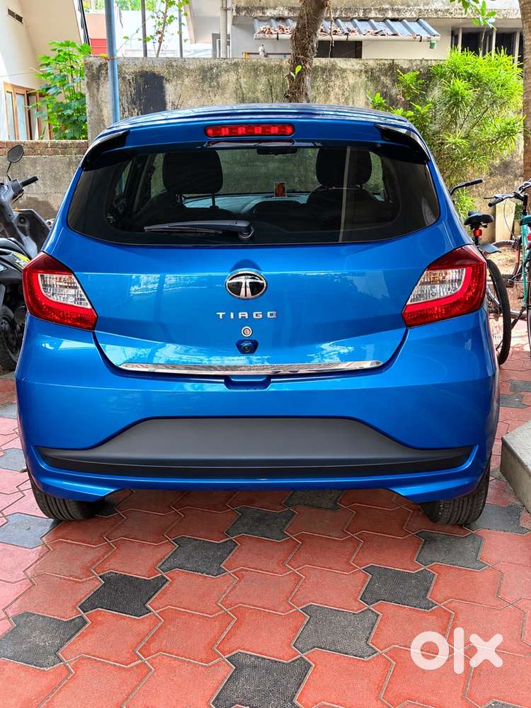 Tata Tiago Petrol 2024