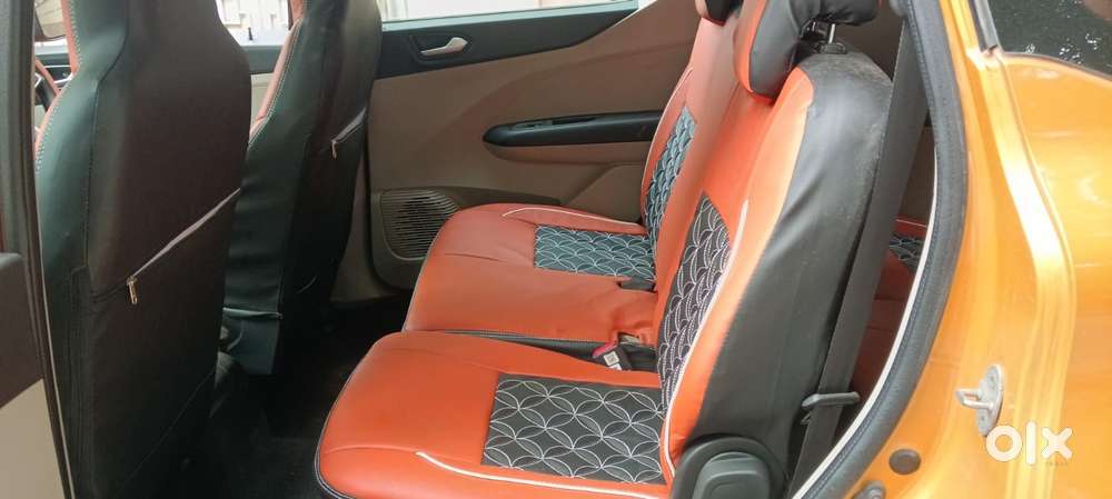 Renault Triber Rxz, 2022, Petrol