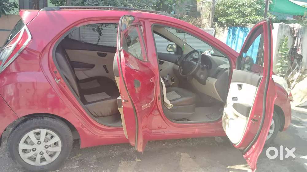 Hyundai Eon 2016 Petrol Well Maintained