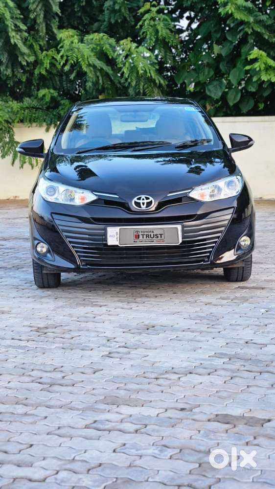 Toyota Yaris G Cvt, 2019, Petrol