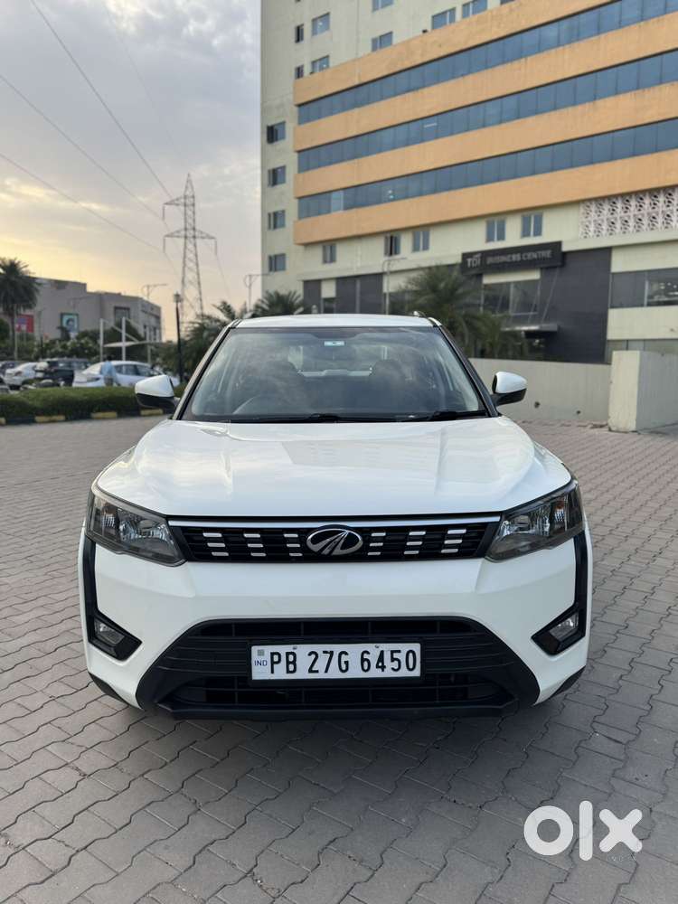 Mahindra Xuv300 W6, 2021, Petrol
