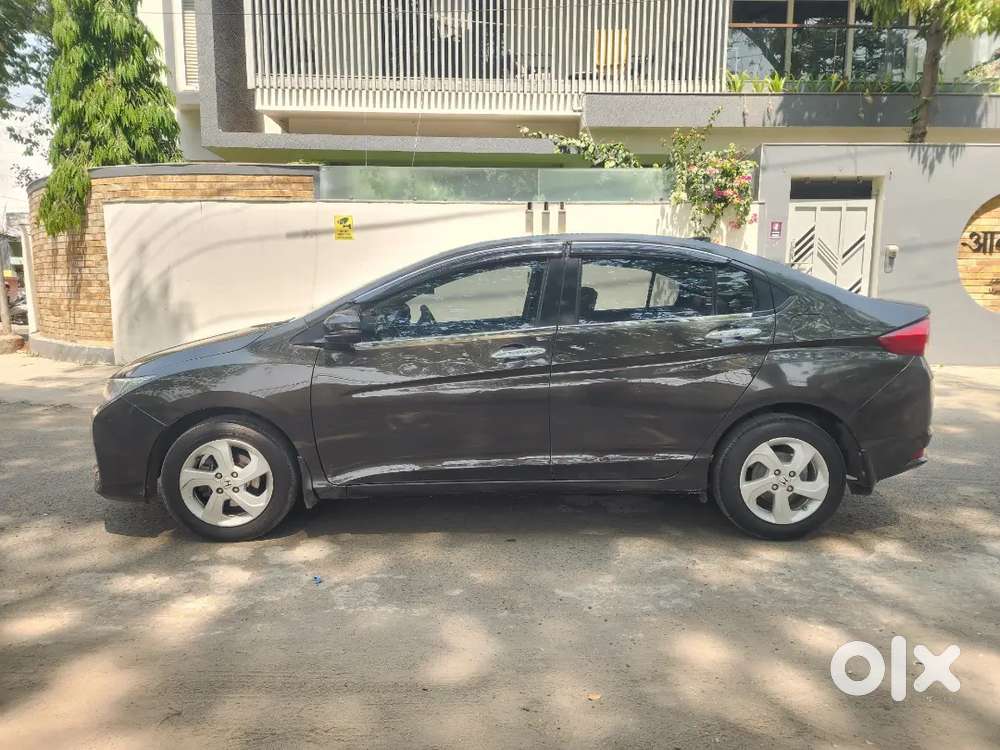 Honda City 2015vx 1st Owner Sunroof