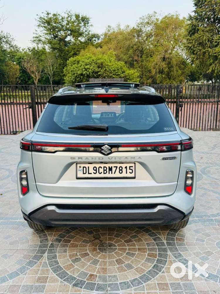 Maruti Suzuki Grand Vitara 1.5 Alpha Plus Intelligent Hybrid Ecvt, 2..
