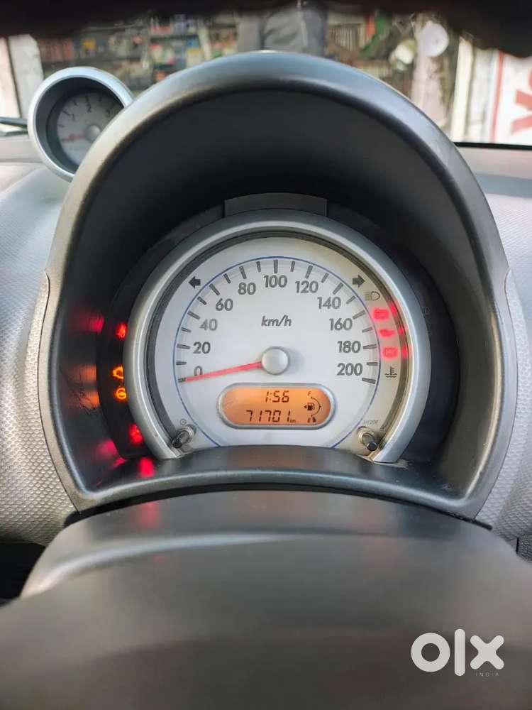 Koi Be Kami Nhi H Ek Dum Mast Gadi H