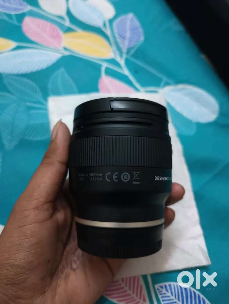 Tamron 35mm Lens for Sony (Excellent Condition) Cameras Lenses