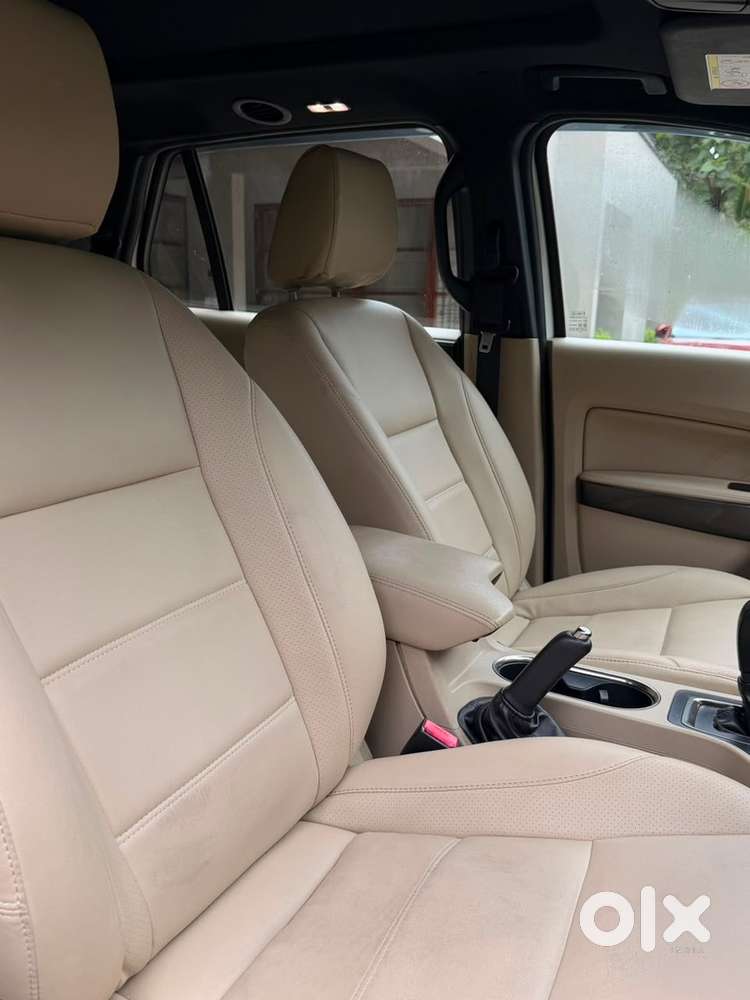 Ford Endeavour 3.2 At 2019