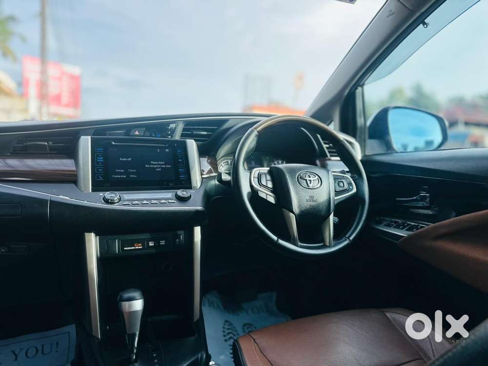 Toyota Innova Crysta 2.8z Automatic, 2017, Diesel