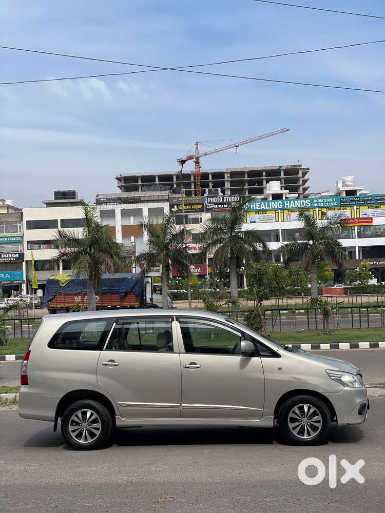 Toyota Innova 2.5 Gx 7 Seater Bs Iv, 2015, Diesel
