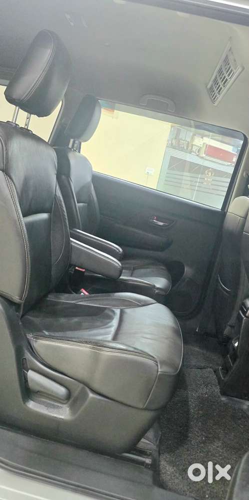 Maruti Suzuki Xl6 1.5 Alpha Plus Dual Tone Mt, 2020, Petrol